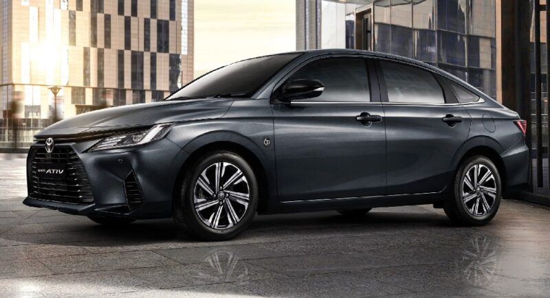 toyota yaris ativ 2023 01