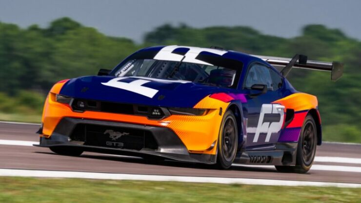 Ford Mustang GT3 01