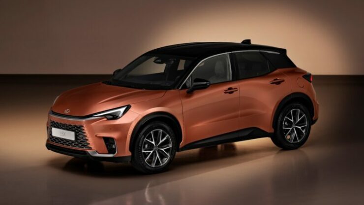 Lexus LBX 01