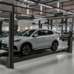 The BYD SISMA Auto Service Centre has 16 service bays_3