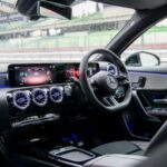 mercedes a250 amg line 2023 17