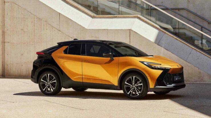 toyota c-hr 2023i 01