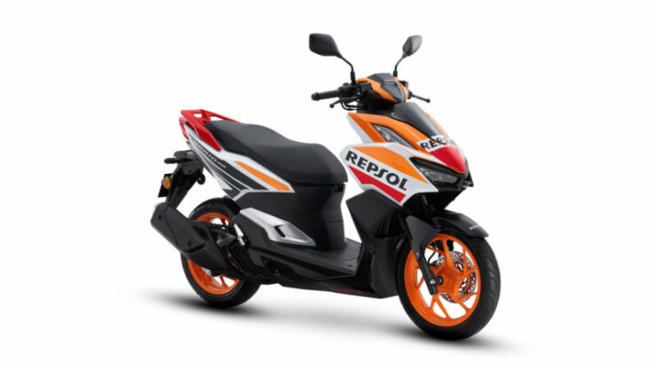 Honda Vario 160 Edisi Repsol 01