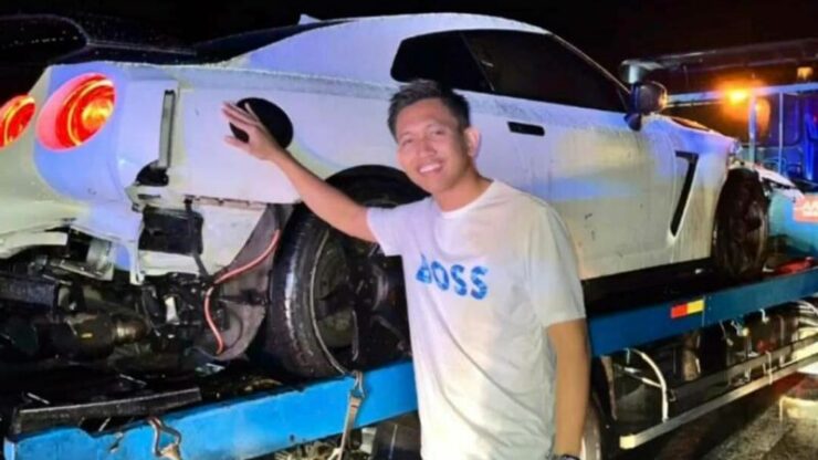 Nissan GT-R muiz hot chicken kemalangan 01