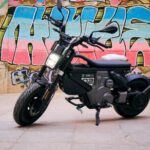 P90512774_highRes_the-new-bmw-ce-02-07