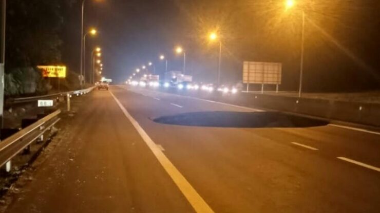 tanah mendap lebuh raya kl-karak 01