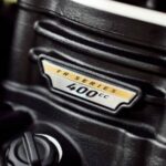 triumph scrambler 400 x 01