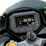 Kawasaki Ninja ZX-25R 04