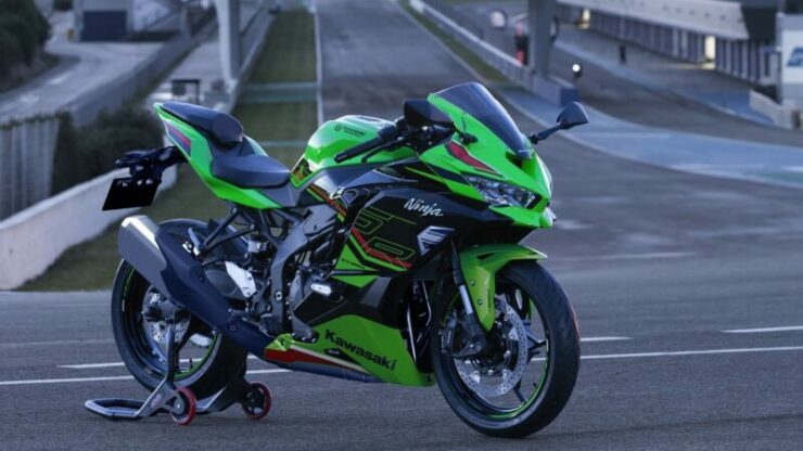 kawasaki ninja zx-25r 14