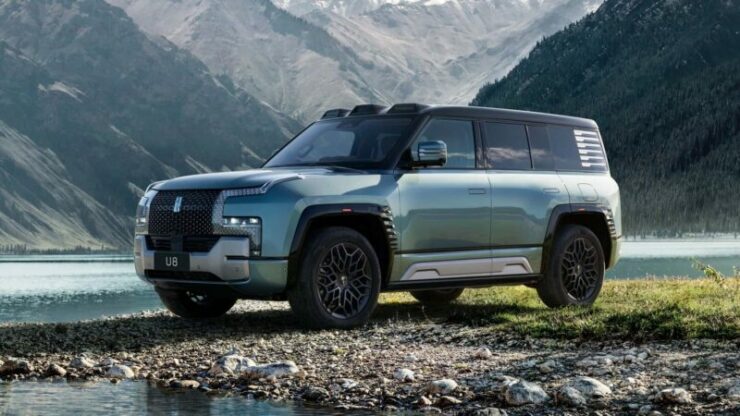 BYD YangWang U8 Premium Edition 01