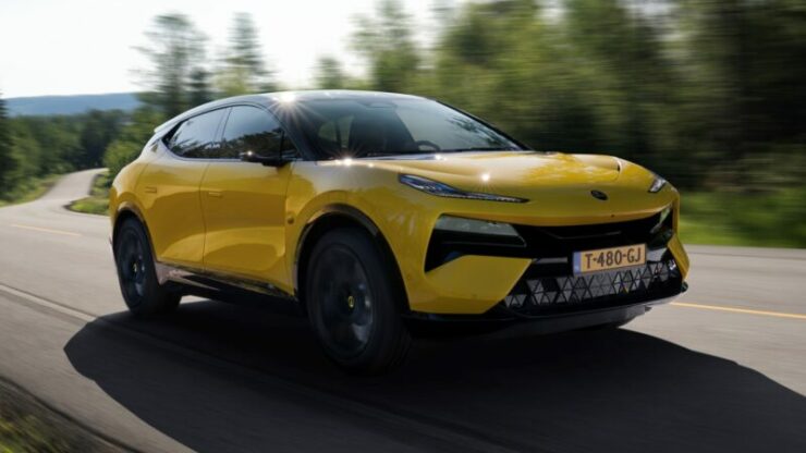 LOTUS_ELETRE-S_SOLAR-YELLOW_DYNAMIC_6