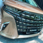 Toyota Alphard 04