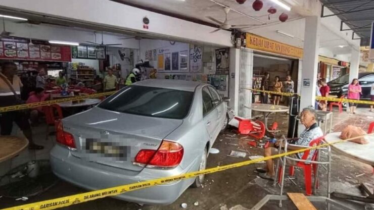 warga emas kemalangan