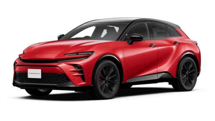 Toyota Crown Sport PHEV 01