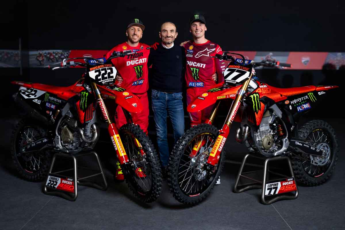 ducati-desmo450-mx-2025-1