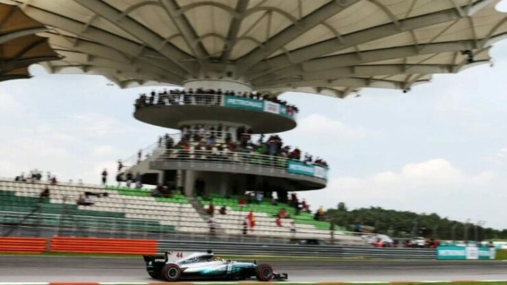 litar antarabangsa sepang lewis hamilton 02