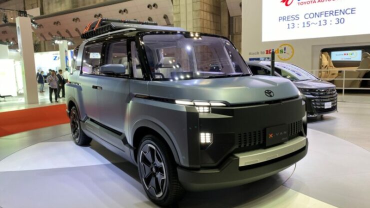 Toyota X-Van Gear Concept 08