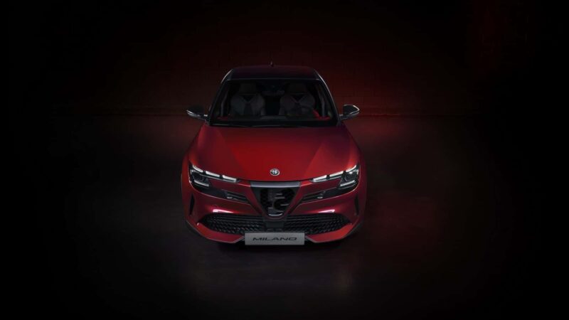 Alfa Romeo Milano 02