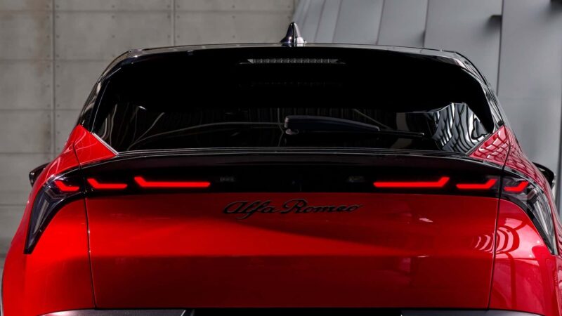 Alfa Romeo Milano 07