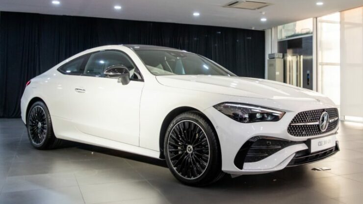 Mercedes-Benz CLE 300 4Matic Coupe 01