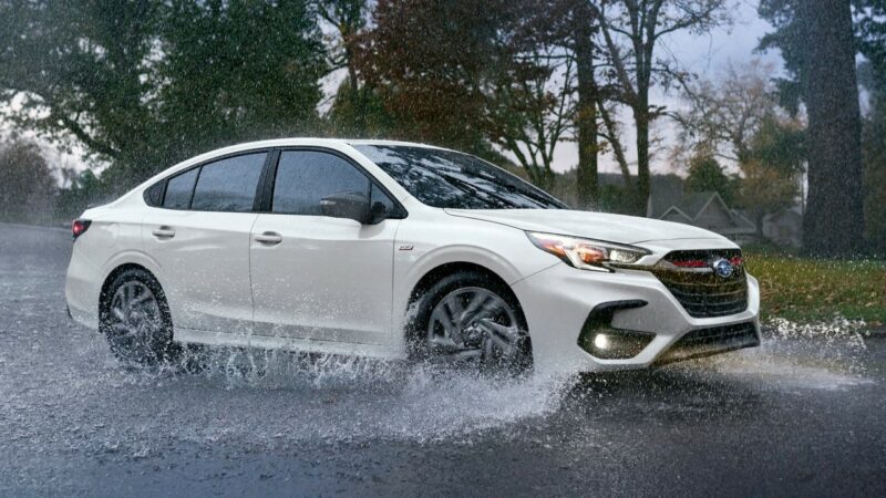 Subaru-Legacy-2023-1280-01