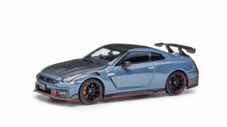 NISSAN COLLECTION 01