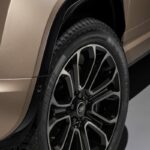 Land Rover Defender Octa 13