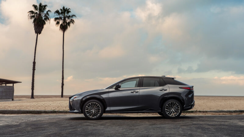 Social Stills Vehicle Only – RZ Lifestyle_Vehicle only_08_16x9