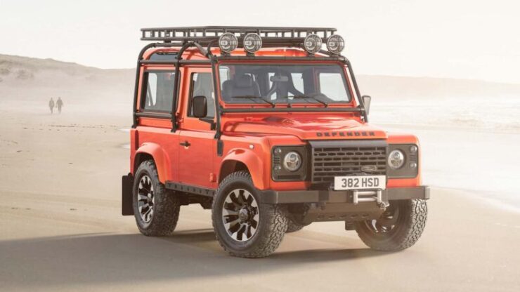 Land Rover Defender V8 Restomod 06