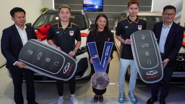 Photo 1 – Chery Olympic Handover