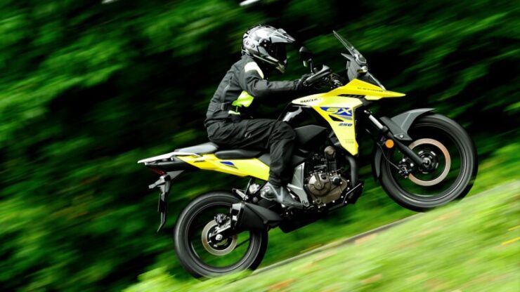 Suzuki V-Strom 250 SX 05