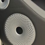 bentley bentayga ewb mulliner v8 01