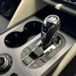 bentley bentayga ewb mulliner v8 09