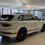 bentley bentayga ewb mulliner v8 12