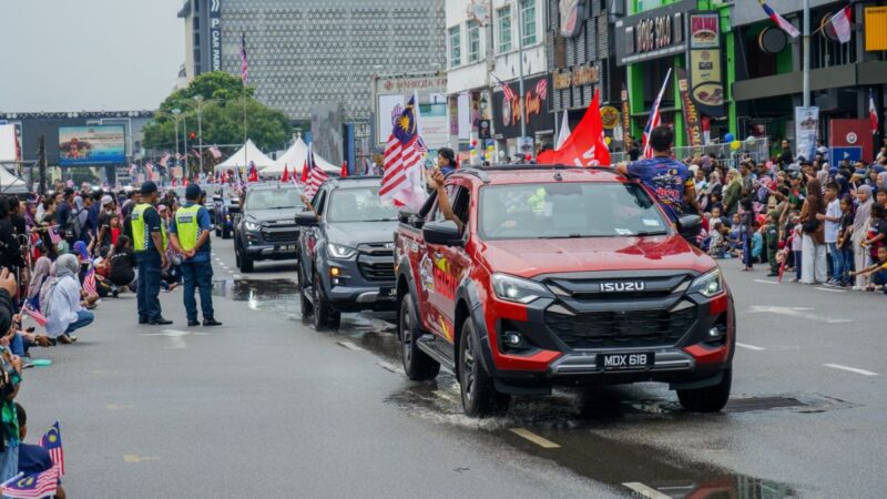 Melaka participants joining the state Merdeka Day parade