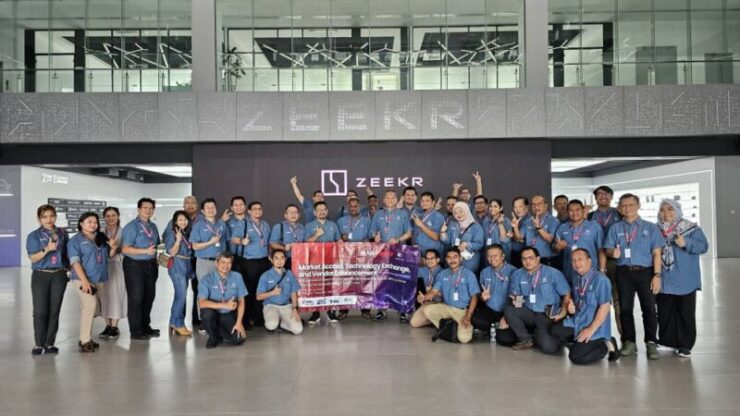 Visit at Geely Subsidiary Companies at Hangzhou Bay