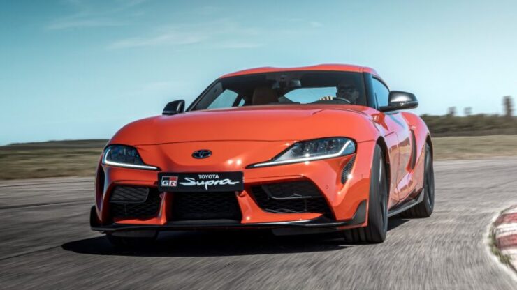 2023-TOYOTA-gr-supra-gt4-tribute-ext-03