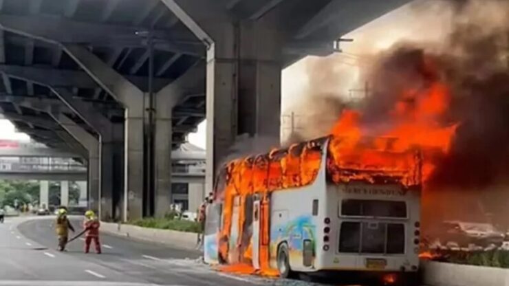 bas sekolah terbakar thailand