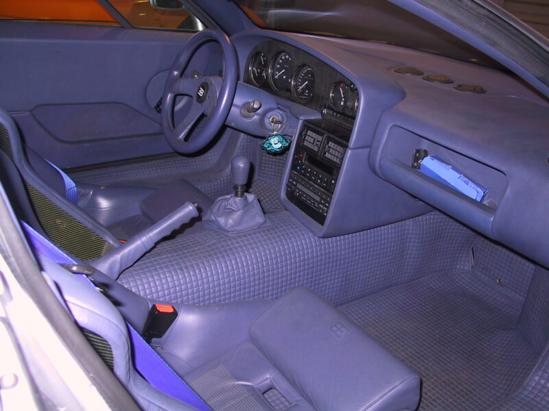 BUGATTI EB110 SS (3)