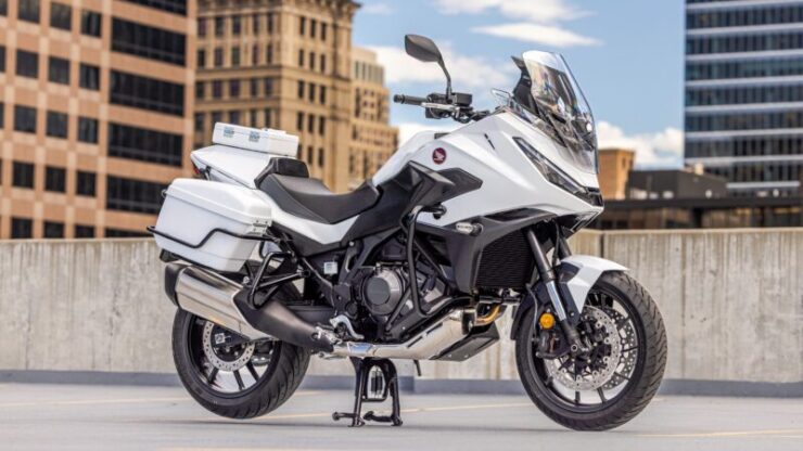 25 Honda NT1100 Police_3