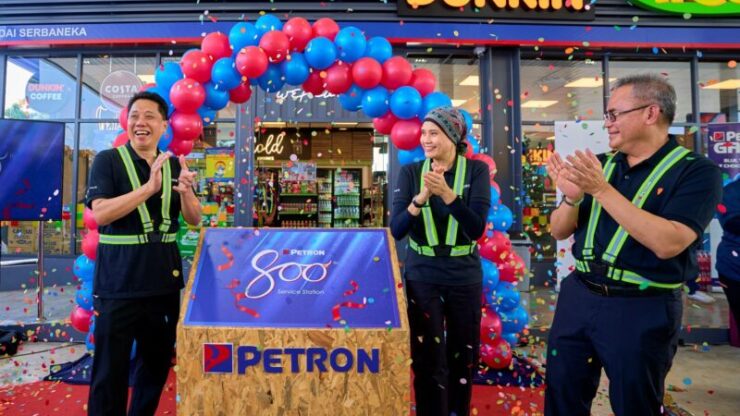 02_800th Service Station