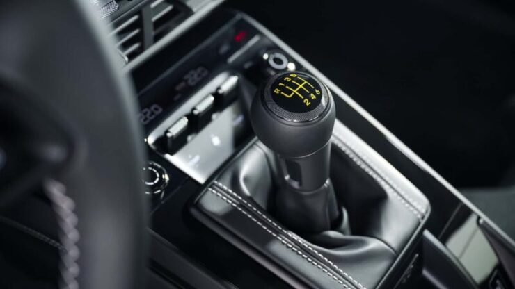 porsche-911-gt3-mit-touring-paket-2025 6