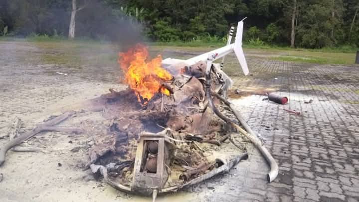 heli terbakar