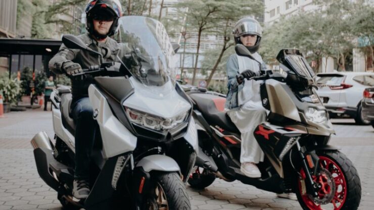 01. The New BMW C 400 X and the New BMW C 400 GT