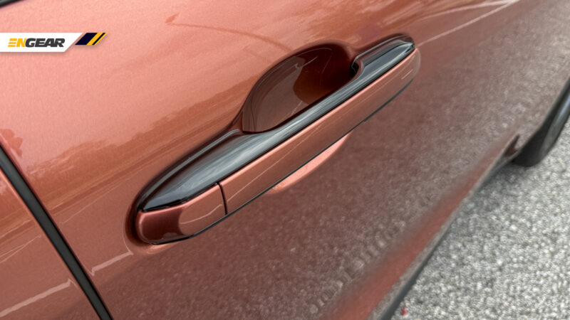 LEXUS LBX LUXURY (15)