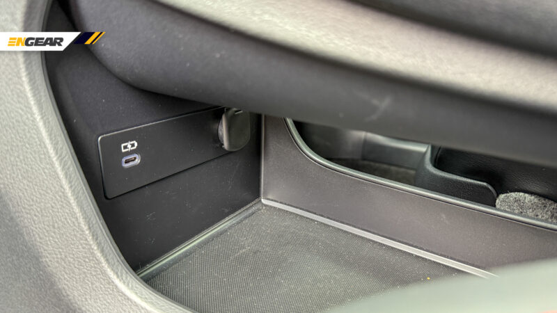 LEXUS LBX LUXURY (23)