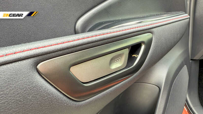 LEXUS LBX LUXURY (24)