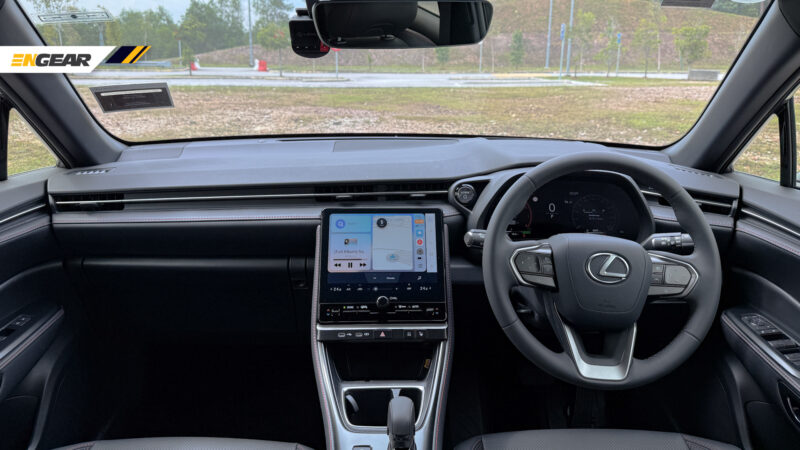 LEXUS LBX LUXURY (25)