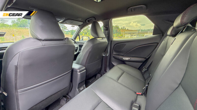 LEXUS LBX LUXURY (31)