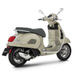 Vespa GTS 300 Classic 03